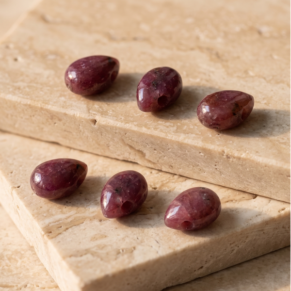 Tropfen Rubin Kette