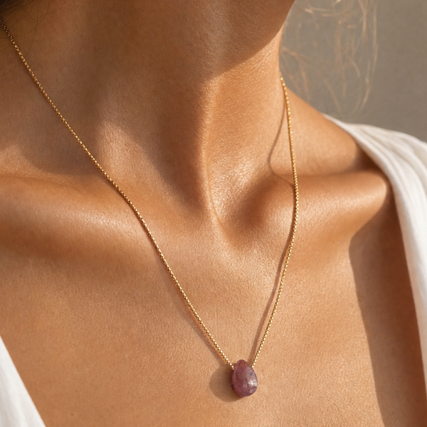 Tropfen Rubin Kette