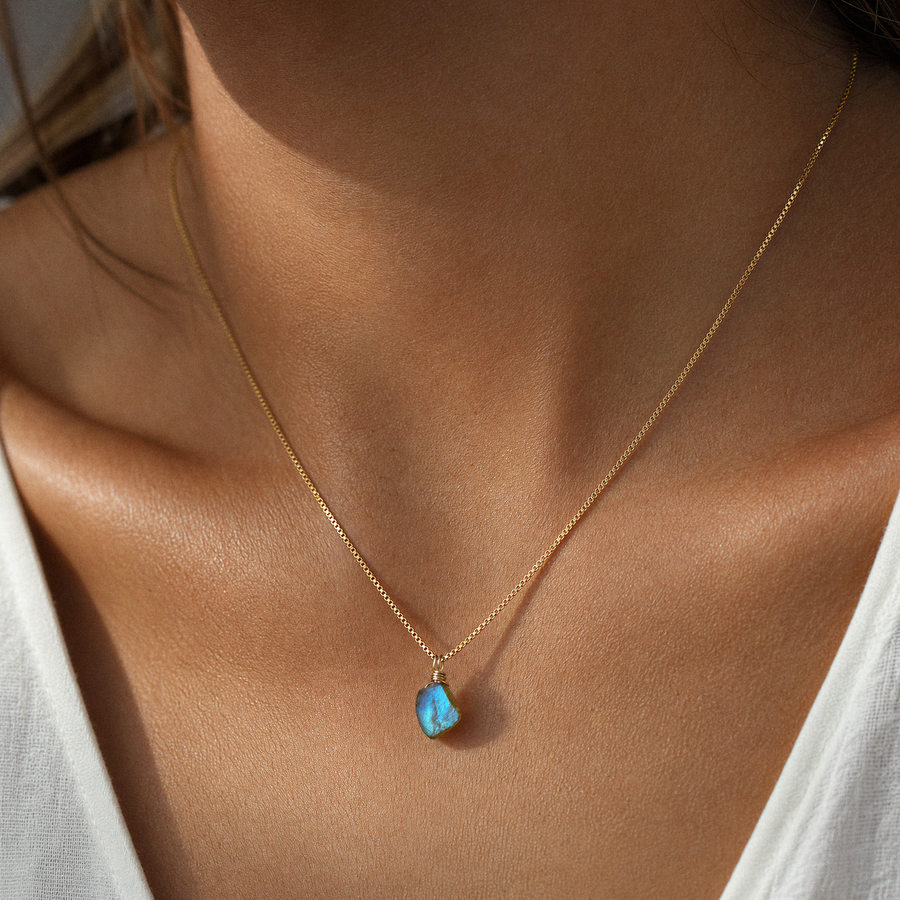 Roher Labradorit Kette