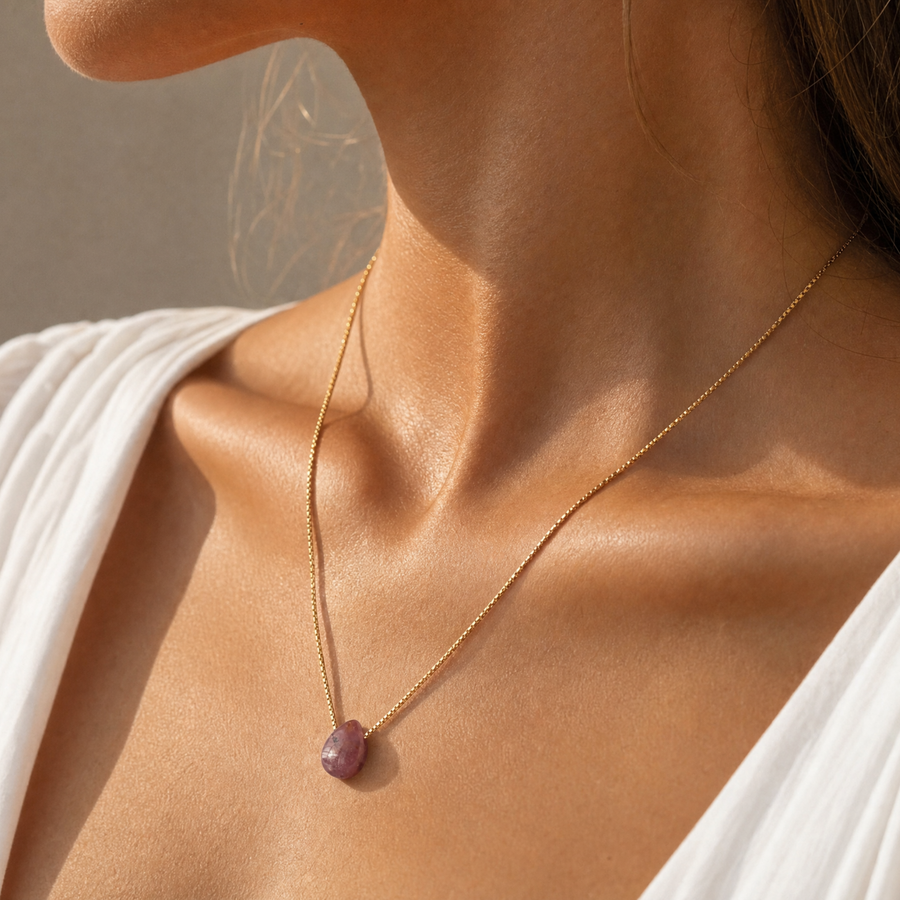 Tropfen Rubin Kette