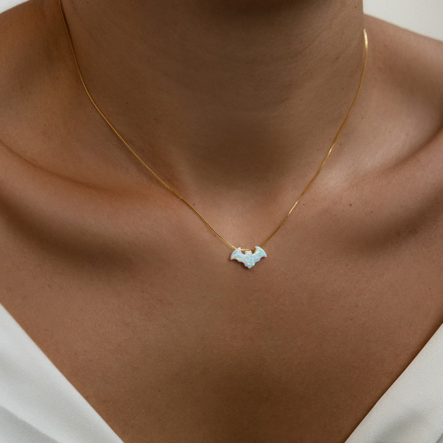 Fledermaus Kette in Opal-Optik