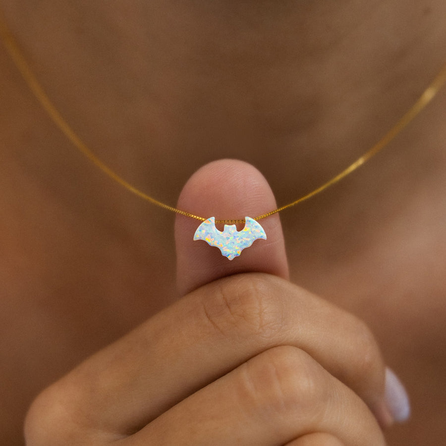 Fledermaus Kette in Opal-Optik