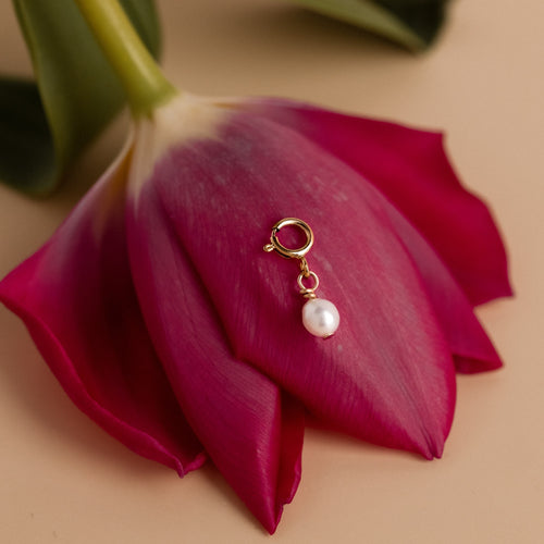 Ovale Perle Charm